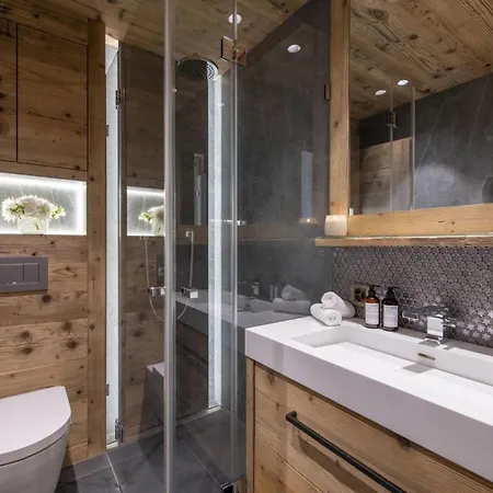 Lejlighed Chalet Laax: Your Gateway To Unforgettable Laax